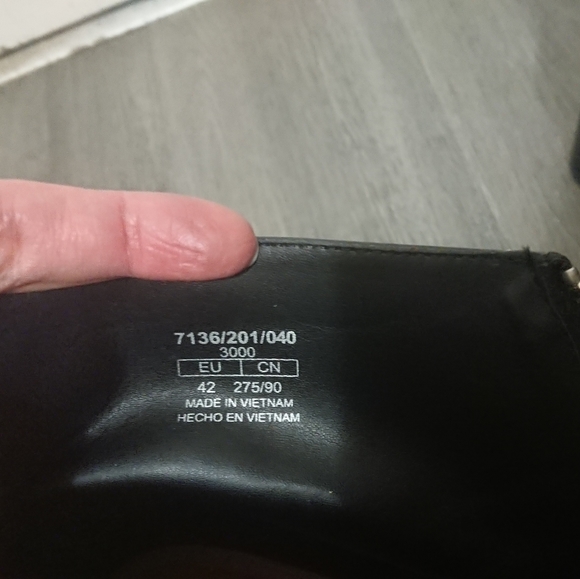 Zara ankle boots/booties with zipper - Picture 2 of 9